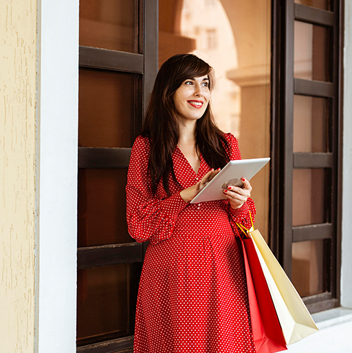 Things to Consider Before Buying a Maxi Dress Online
